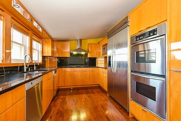 2-web-or-mls-2605 Maple Ridge Ln 002Full
