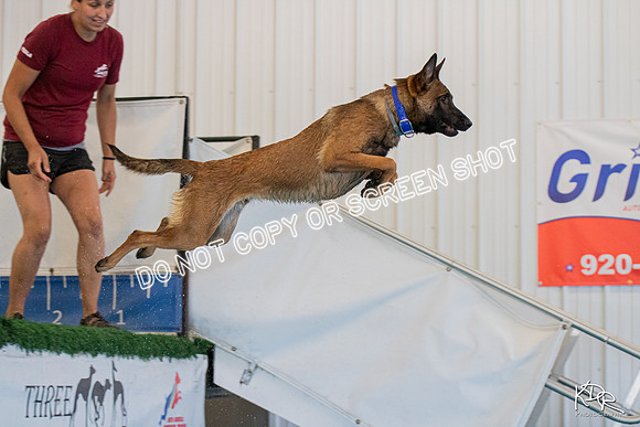 3H-BH-0810-PMDistanceJump-2195