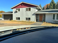house from the front. Nothing for us here.